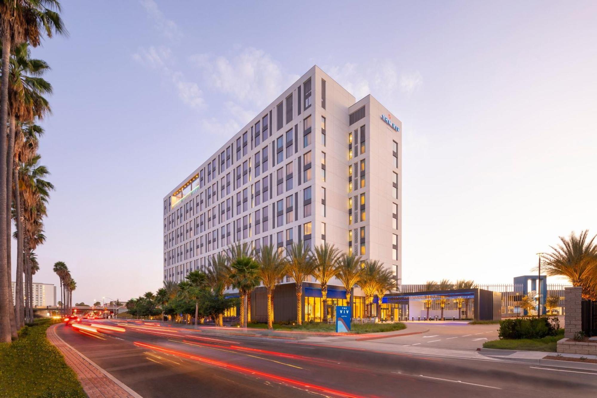 The Viv Hotel, Anaheim, A Tribute Portfolio Hotel Ngoại thất bức ảnh The hotel in 2016